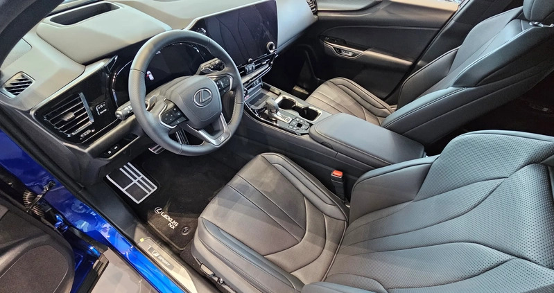 Lexus NX cena 322600 przebieg: 5, rok produkcji 2023 z Ulanów małe 211